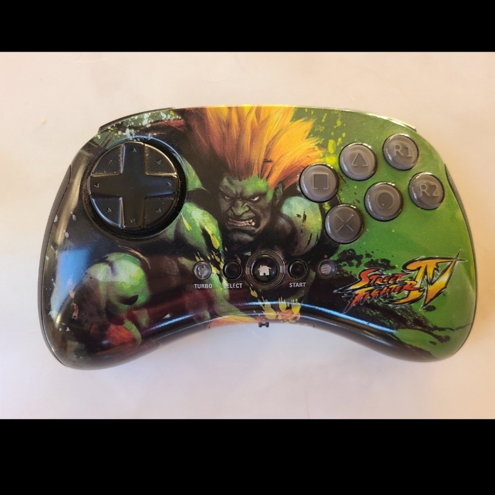 Capcom Mad Catz Wireless Controller Street Fighter IV Blanka Fight Pad SONY PS3